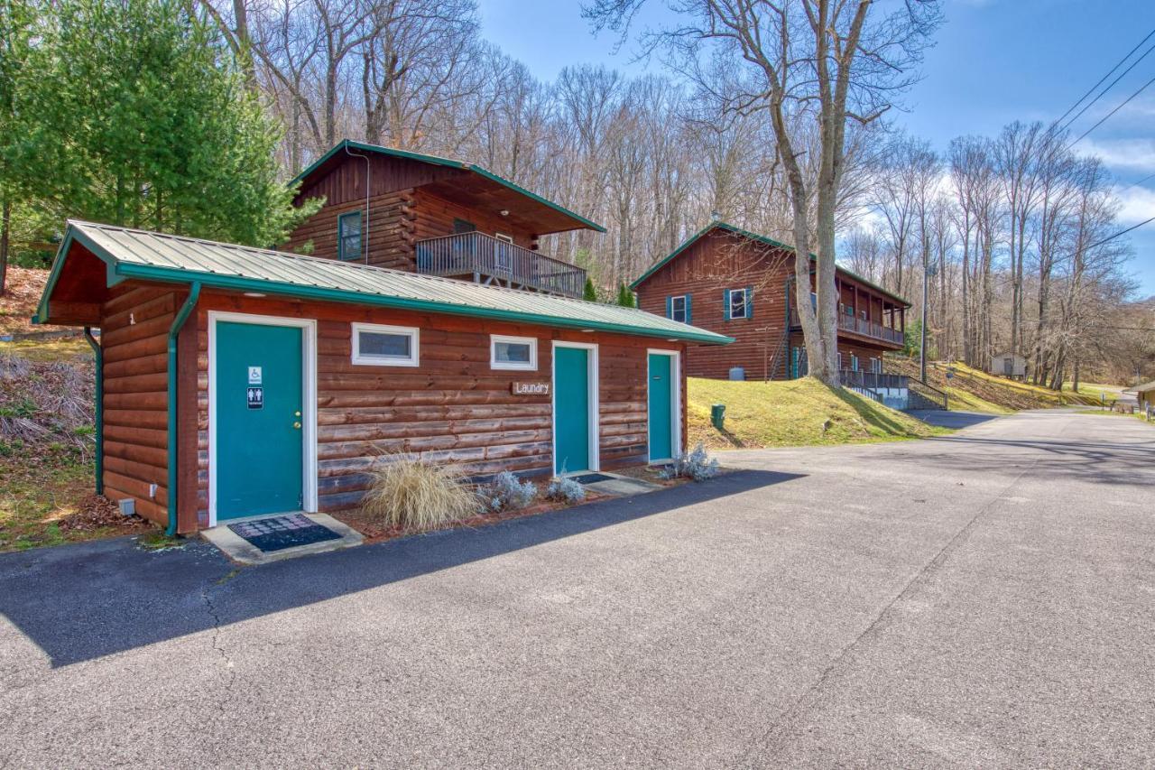 Campground Cabin Lake Junaluska Bagian luar foto